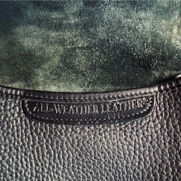 Dooney & Bourke Essex Black Shoulder Bag - Picture 11 of 16